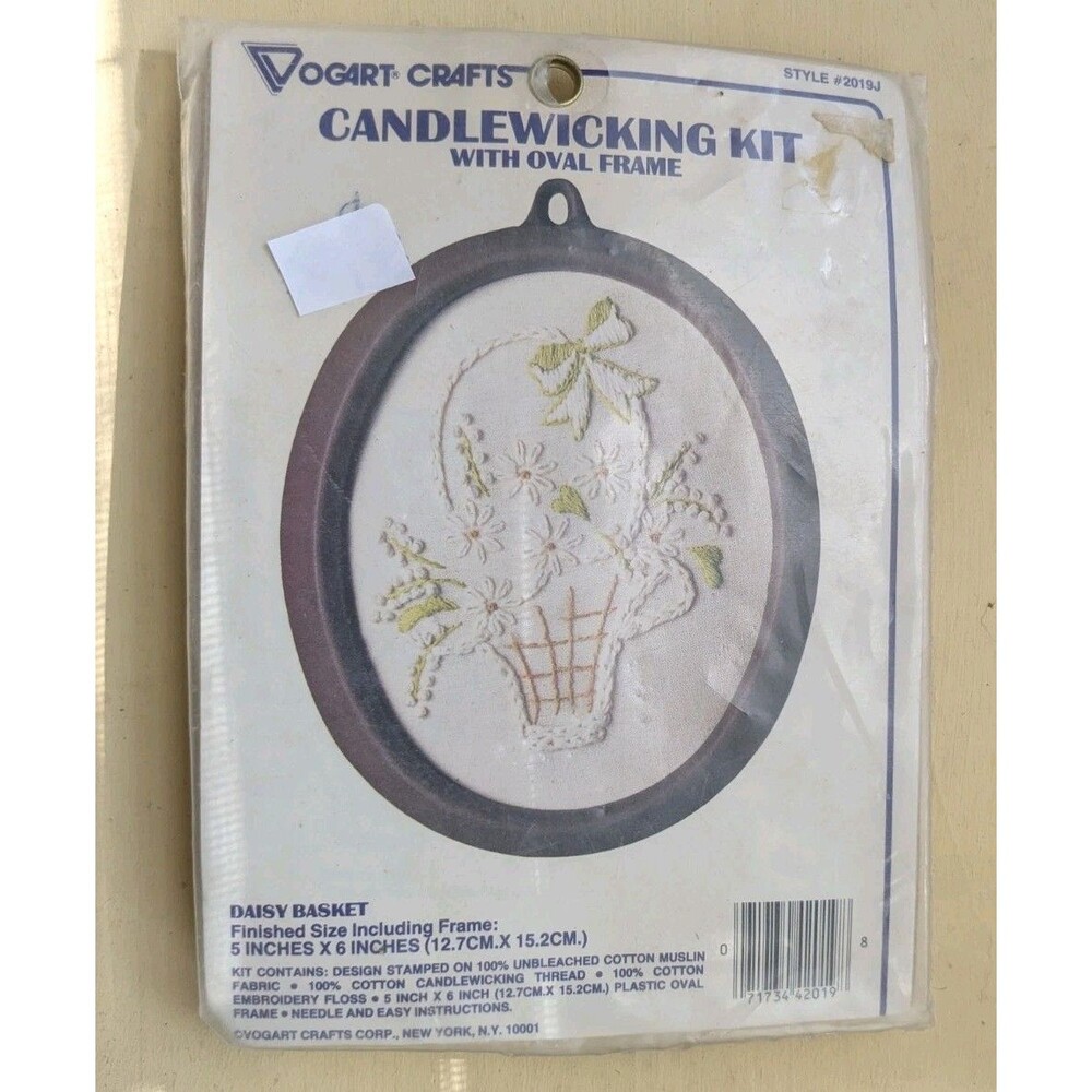 Vogart Candlewicking Kit Daisy Basket Needlework Sealed Frame 5 X 6 Vintage